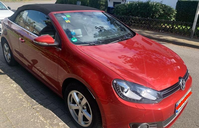 Gebraucht VW Golf Cabriolet 140 PS (102 kW) 2012 Rot Cabrio
