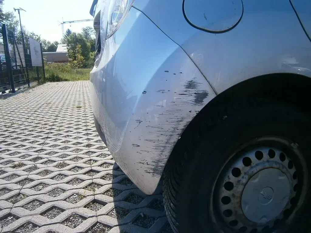 Second-hand Chevrolet Spark 68 CP (50 kW) 2011 Argintiu Hatchback