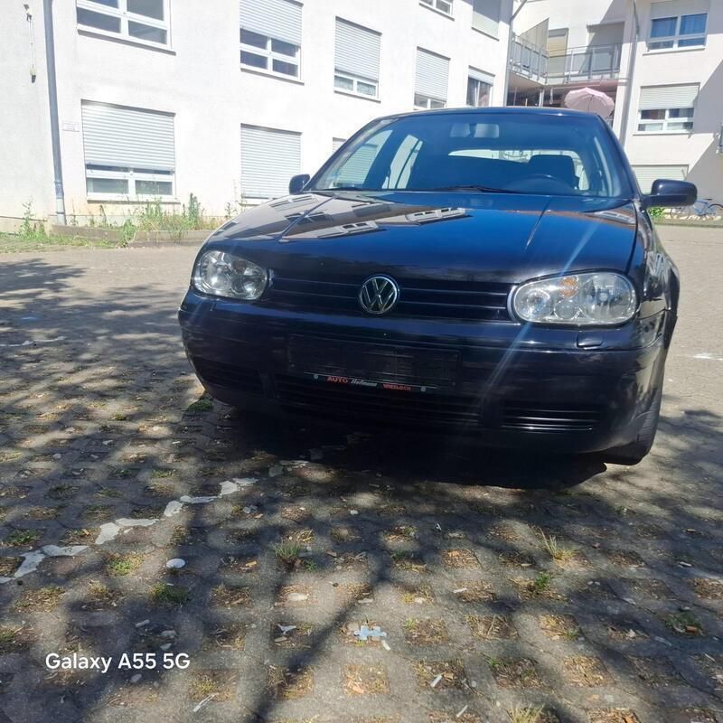 Schwarz Gebraucht 2002 VW Golf IV Limousine | 1.800 € (Guter Preis) - Bild 1/4