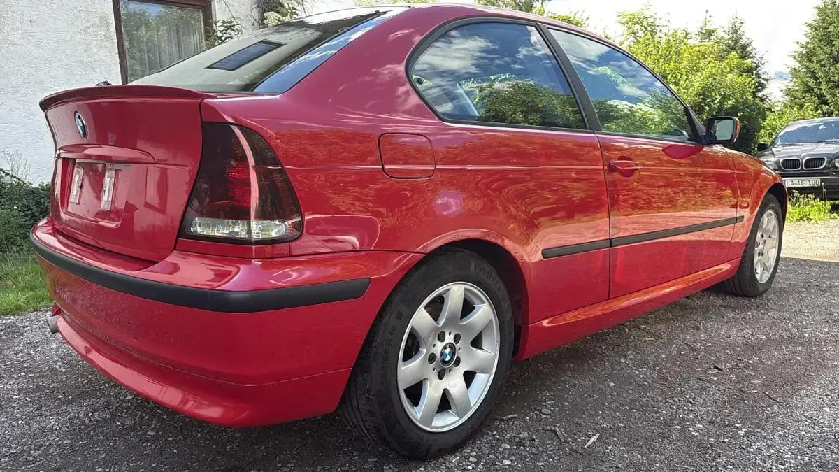 Gebraucht BMW 316 Compact 116 PS (85 kW) 2004 Rot Kleinwagen