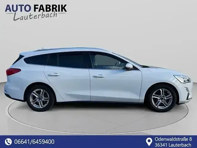 Gebraucht Ford Focus Cool & Connect 120 PS (88 kW) 2019 Weiß Kombi