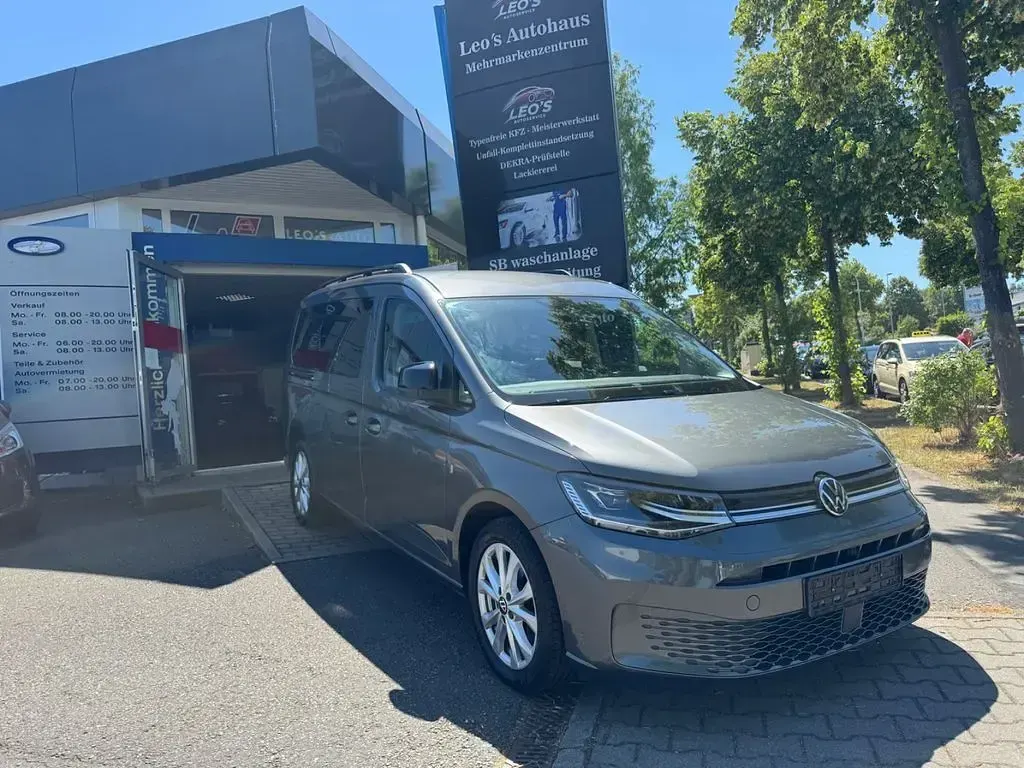 Gebraucht VW Caddy Life 102 PS (75 kW) 2022 Grau Van / Kleinbus