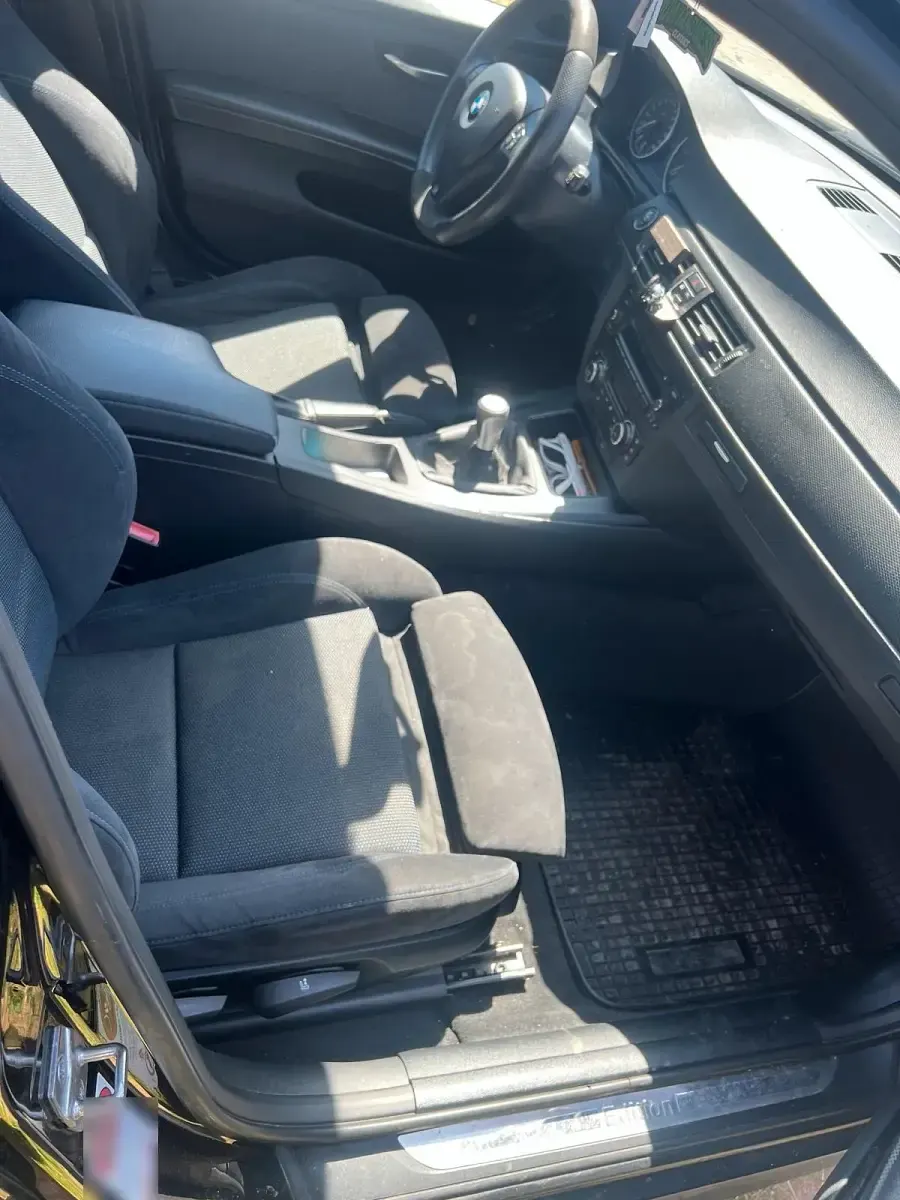 Gebraucht BMW 320 M Sport 184 PS (135 kW) 2011 Schwarz Kombi