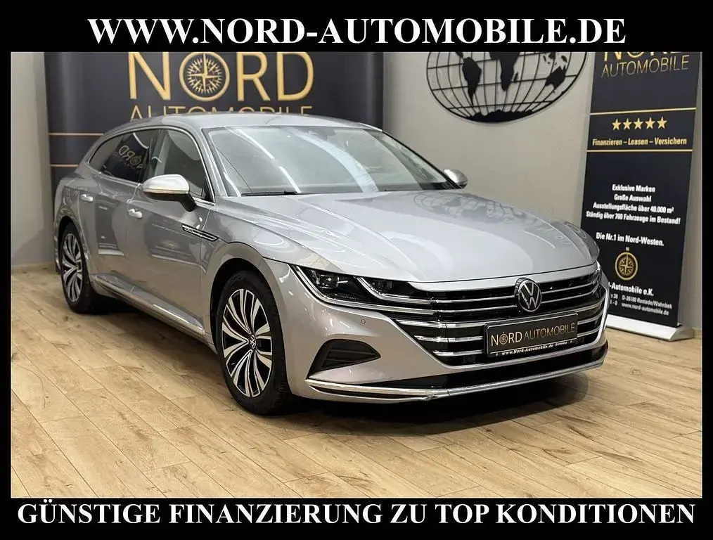 Gebraucht VW Arteon Elegance 190 PS (139 kW) 2022 Pyritsilber metallic (metallic) Kombi