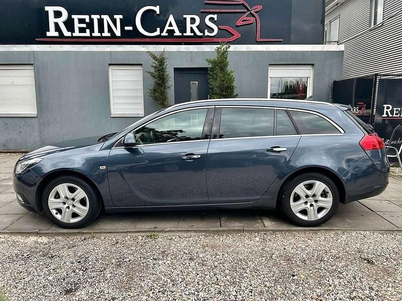 Gebraucht Opel Insignia Cosmo 160 PS (117 kW) 2009 Blau Kombi