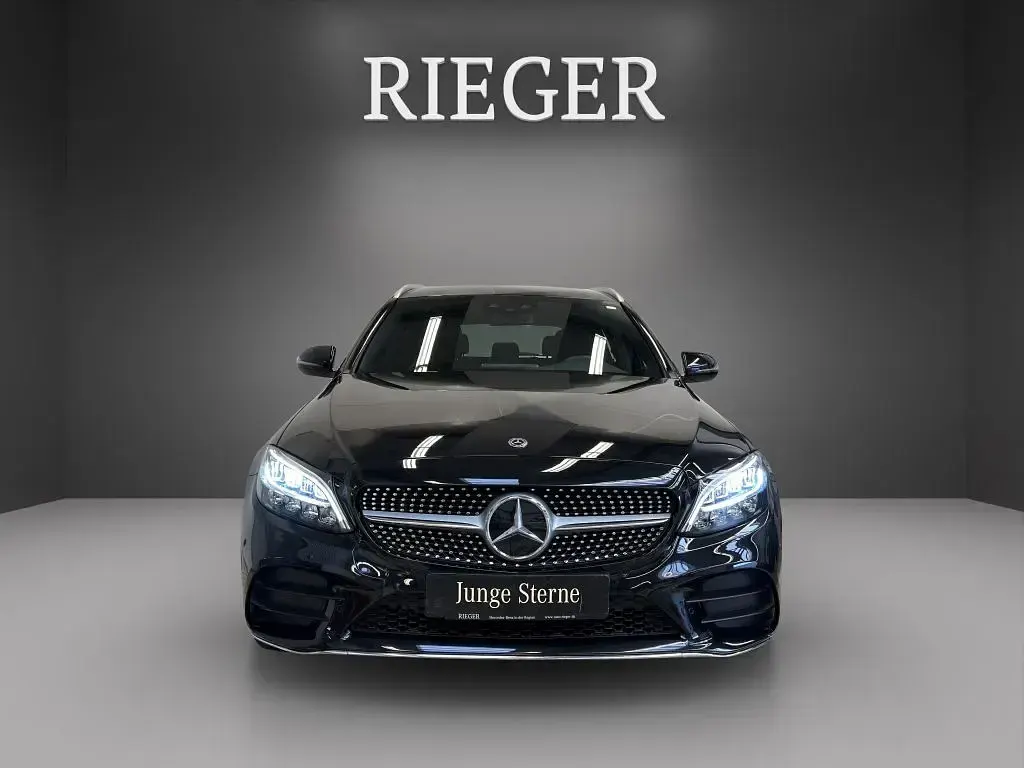 Gebraucht Mercedes C300 AMG 211 PS (155 kW) 2021 Schwarz Limousine