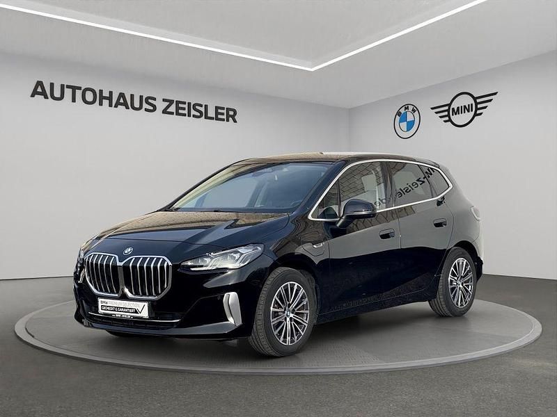 Gebraucht BMW 230e Active Tourer Luxury Line 150 PS (110 kW) 2022 Schwarz Van / Kleinbus