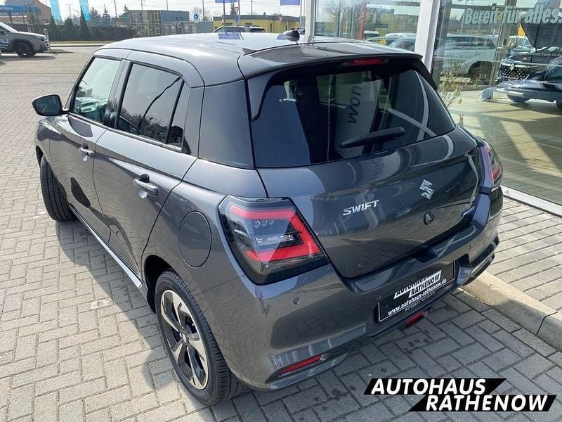 Neu Suzuki Swift Comfort+ 83 PS (61 kW) 2026 Mineral gray metallic Kleinwagen