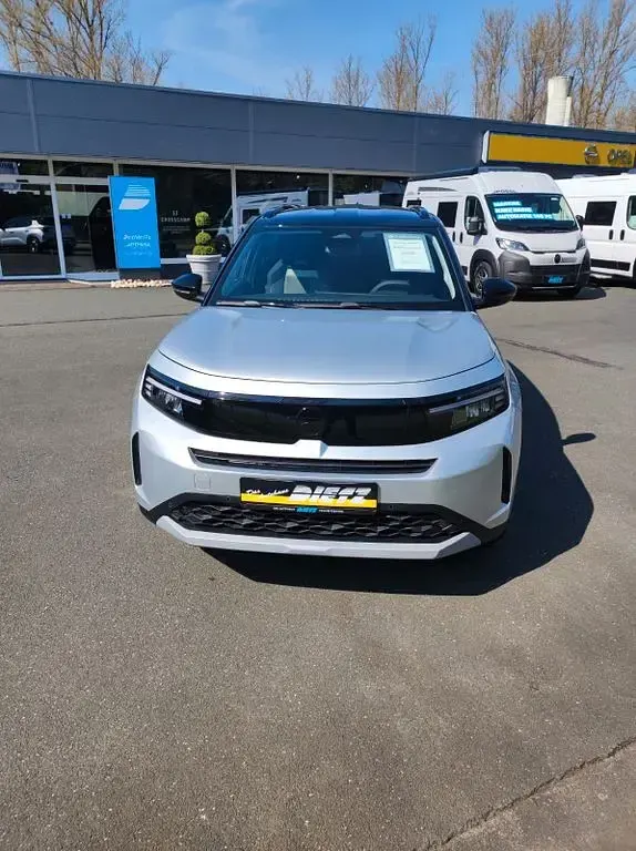 Neu Opel Frontera 145 PS (106 kW) 2026 Grau SUV