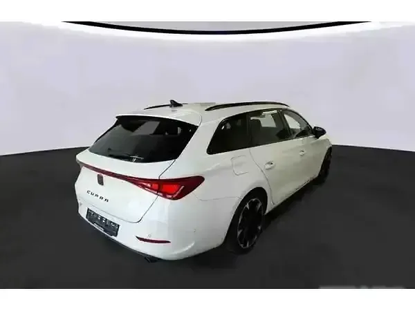 Używany Cupra Leon 245 KM (180 kW) 2023 Biały Kombi