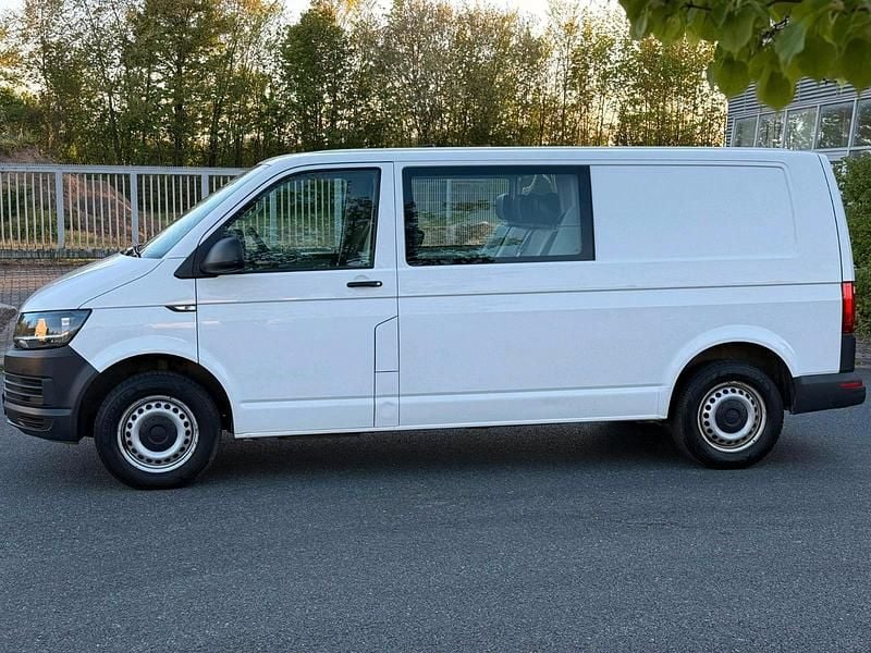 Second-hand VW Transporter 150 CP (110 kW) 2017 Alb Van