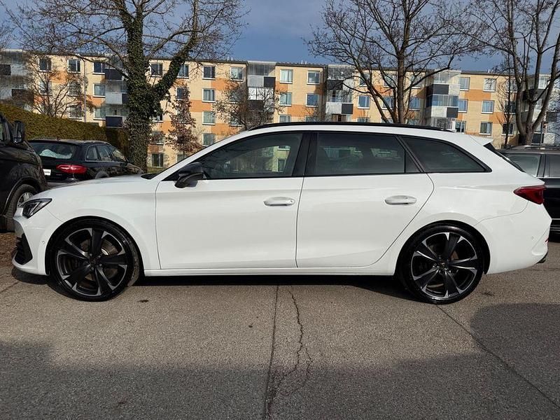 Gebraucht Cupra Leon VZ 310 PS (228 kW) 2024 Weiß Limousine