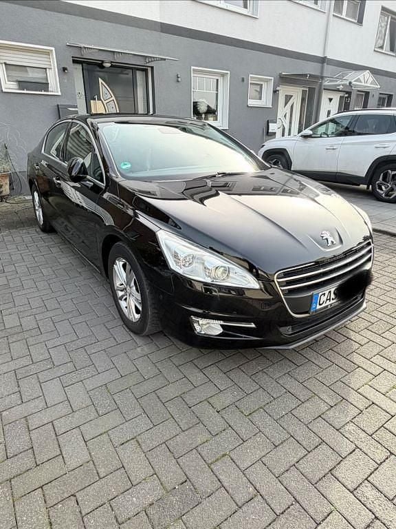 Gebraucht Peugeot 508 Allure 163 PS (119 kW) 2012 Schwarz Limousine