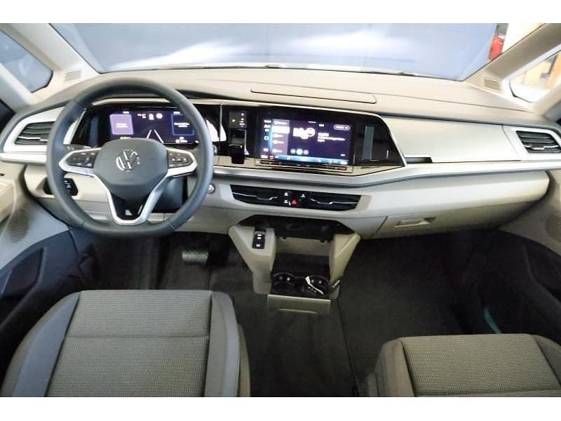 Gebraucht VW Multivan Life 150 PS (110 kW) 2025 Grau Van