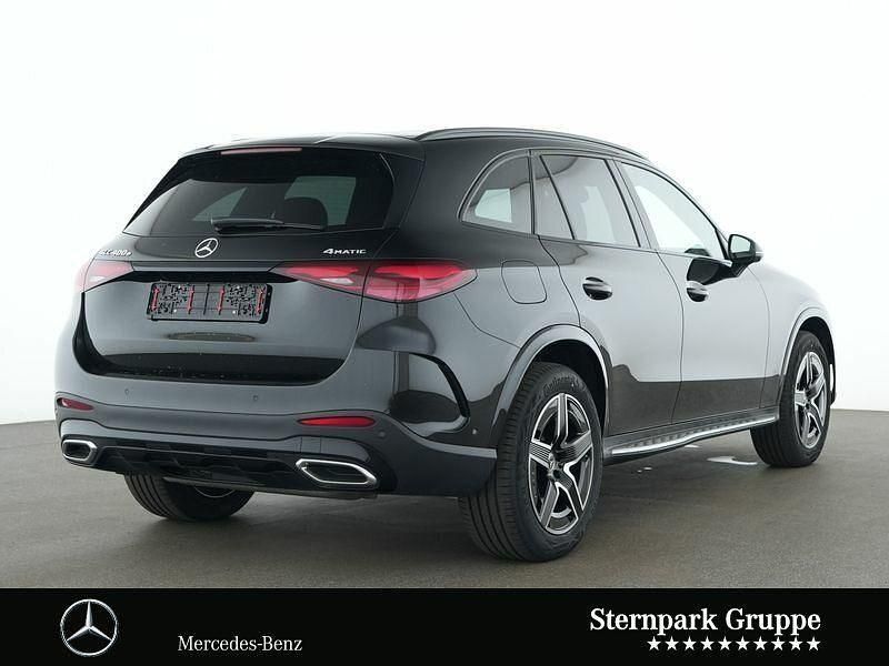 Gebraucht Mercedes GLC400d AMG 381 PS (280 kW) 2024 Lack obsidianschwarz SUV