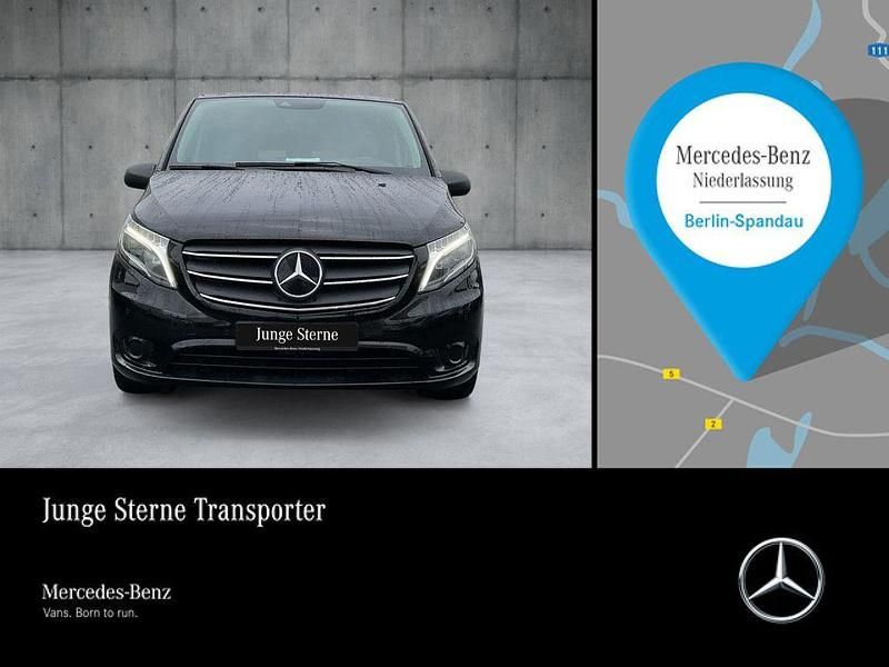 Schwarz Gebraucht 2022 Mercedes Vito Van / Kleinbus | 38.056 € (Etwas zu teuer) - Bild 1/4