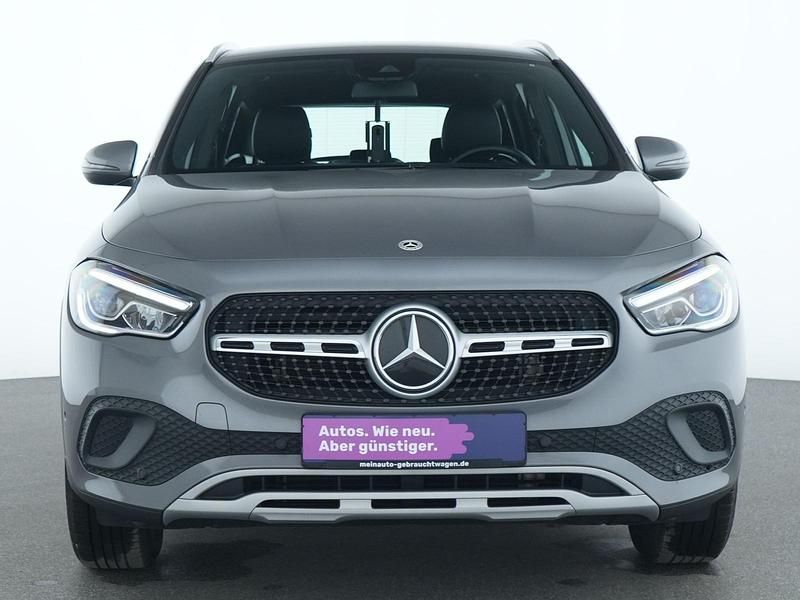 Gebraucht Mercedes GLA200 Style 150 PS (110 kW) 2023 Mountaingrau SUV