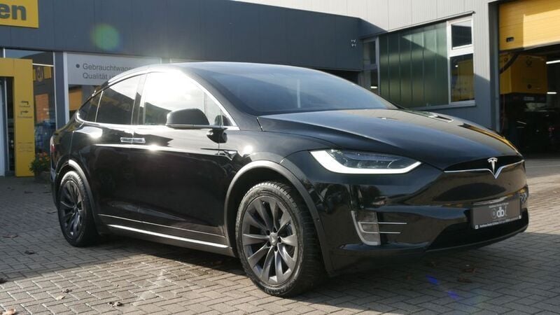 Schwarz Gebraucht 2019 Tesla Model X SUV | 31.990 € (Teuer) - Bild 1/4