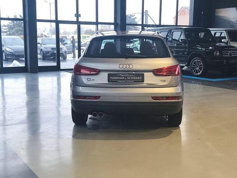 Gebraucht Audi Q3 Comfort 150 PS (110 kW) 2015 Silber SUV