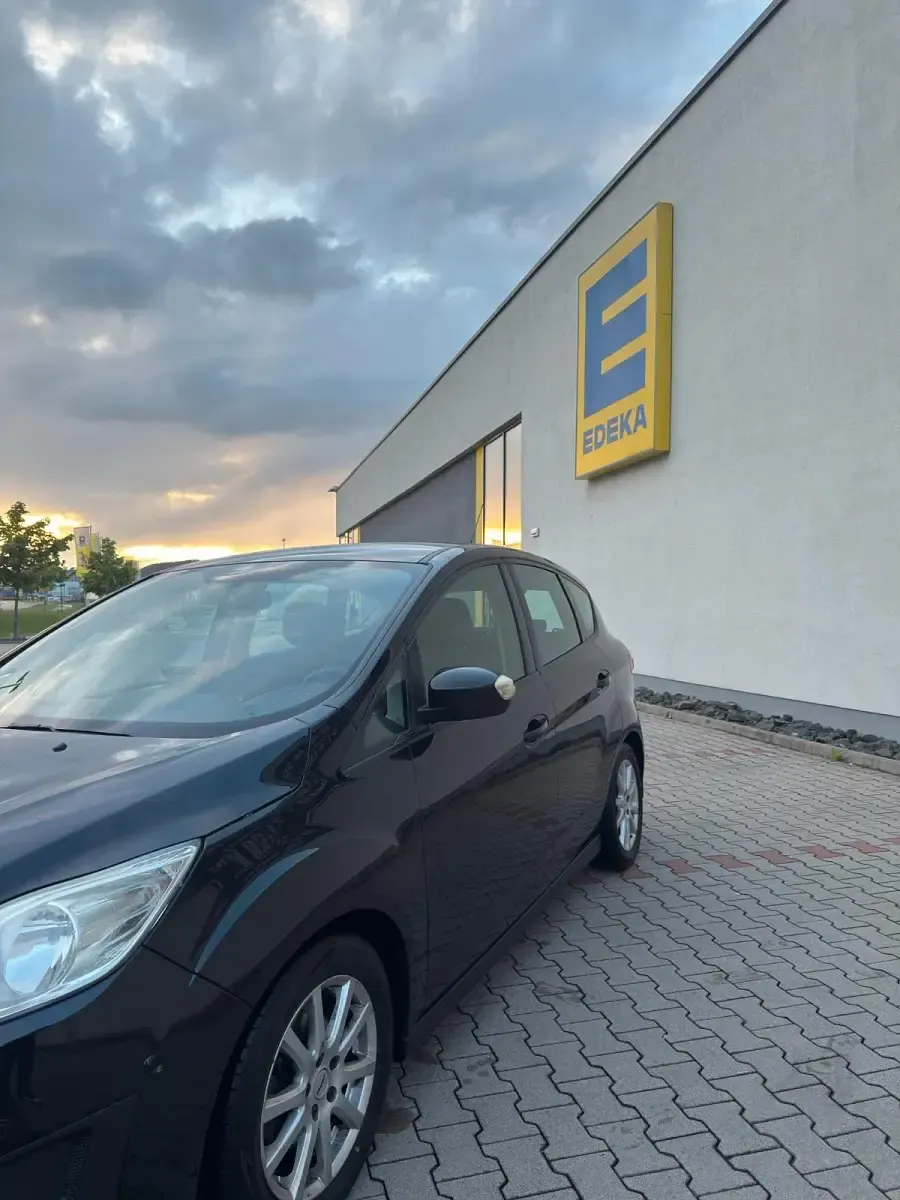 Gebraucht Ford C-MAX 115 PS (84 kW) 2011 Schwarz Van / Kleinbus