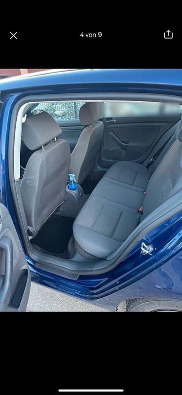 Blau Gebraucht 2004 VW Golf V Kleinwagen | 2.200 € (Guter Preis) - Bild 1/4
