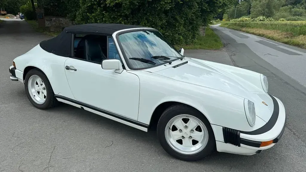 Gebraucht Porsche 911 Carrera 218 PS (160 kW) 1987 Weiß Coupé