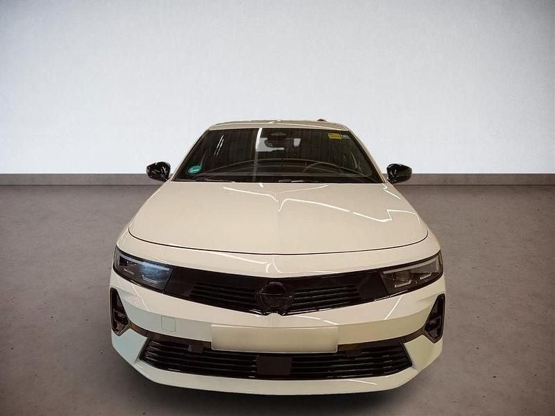Gebraucht Opel Astra S 131 PS (96 kW) 2024 Weiß Limousine