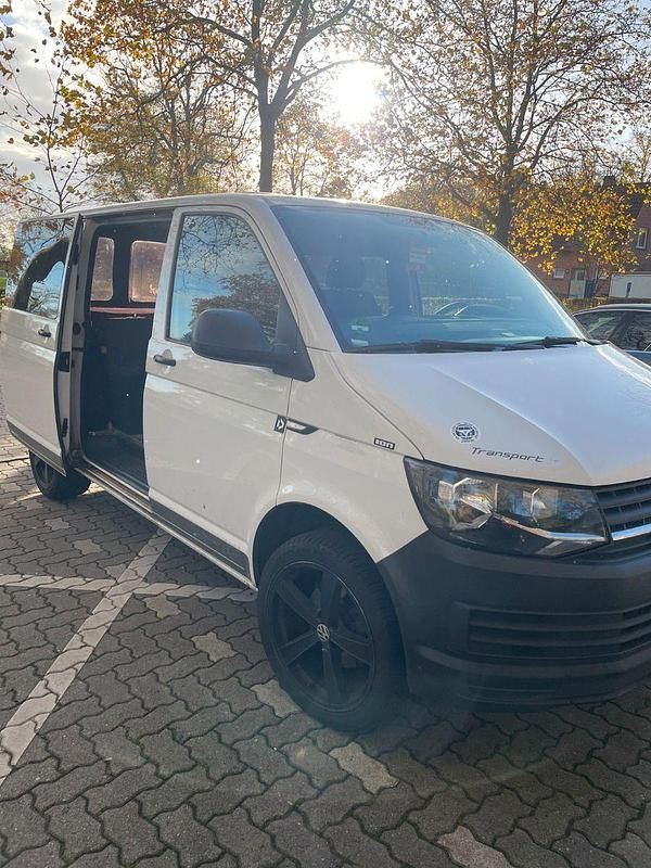Gebraucht VW T6 Trendline 102 PS (75 kW) 2016 Weiß Van
