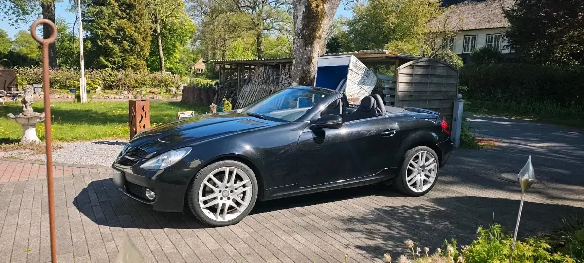 Gebraucht Mercedes SLK280 231 PS (169 kW) 2009 Schwarz Cabrio