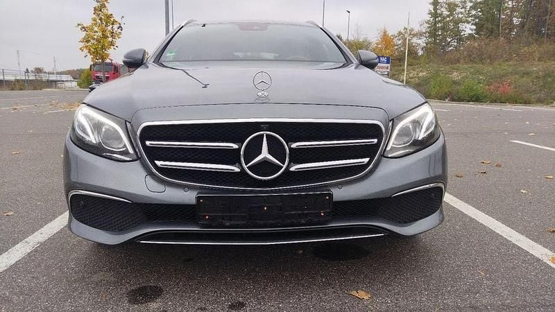 Gebraucht Mercedes E400 Edition 340 PS (250 kW) 2019 Grau Kombi