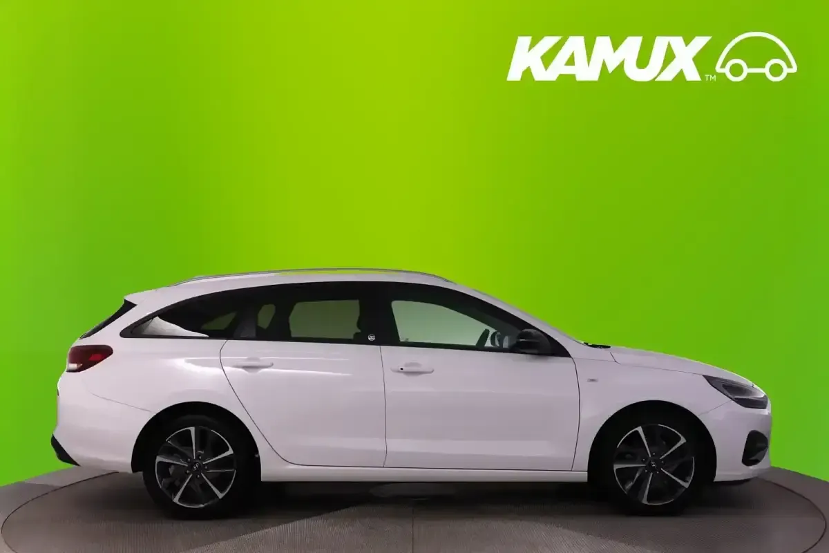 Gebraucht Hyundai i30 160 PS (117 kW) 2022 Weiß Kombi