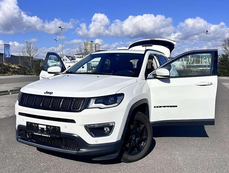 Gebraucht Jeep Compass Limited 140 PS (102 kW) 2018 Weiß SUV