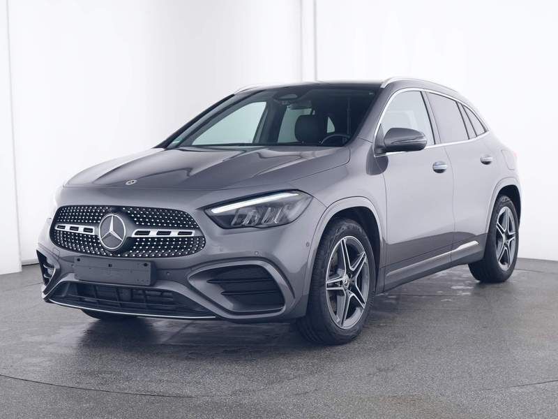 Grau metalliclack mountaingrau Gebraucht 2023 Mercedes GLA220 AMG SUV | 42.880 € (Fairer Preis) - Bild 1/4