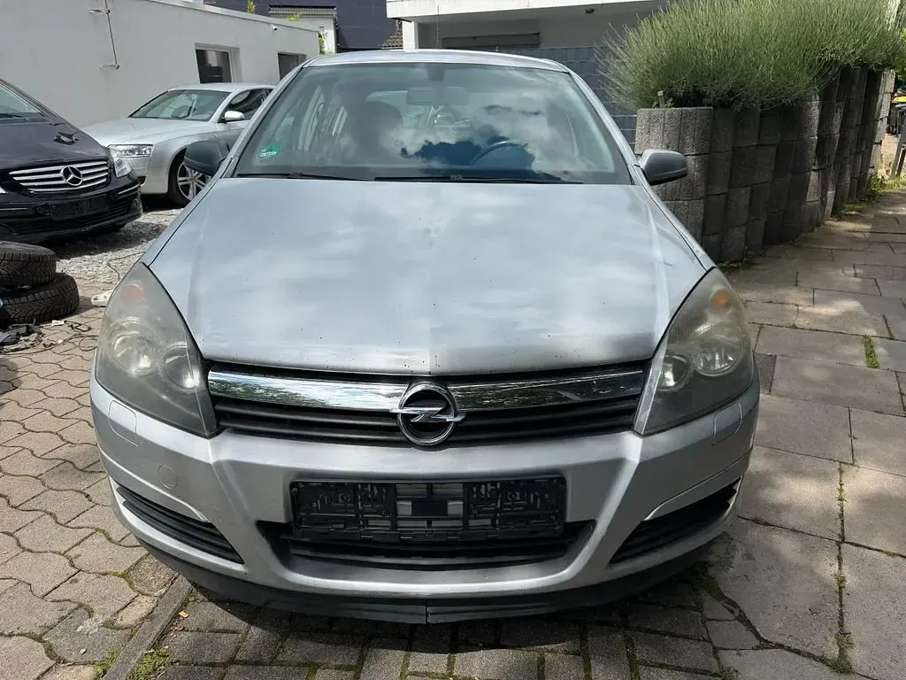 Gebraucht Opel Astra 2004 Silber Limousine
