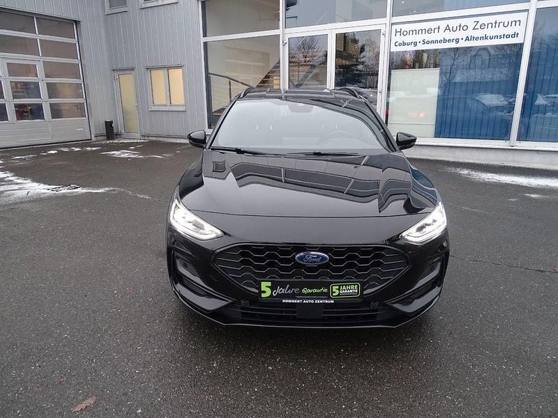 Gebraucht Ford Focus ST-Line X 155 PS (114 kW) 2024 Schwarz Limousine