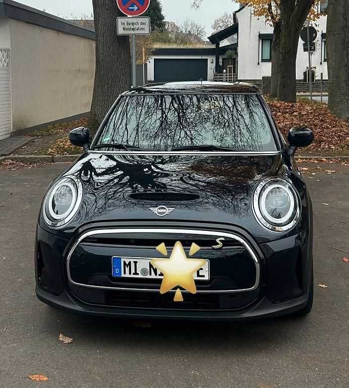 Schwarz Gebraucht 2021 Mini Cooper Kleinwagen | 17.499 € (Etwas zu teuer) - Bild 1/4
