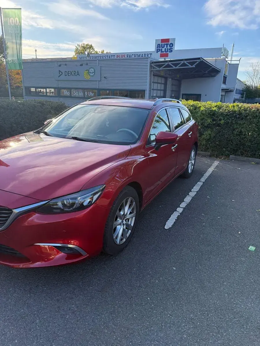 Gebraucht Mazda 6 Exclusive-Line 150 PS (110 kW) 2016 Rot Kombi