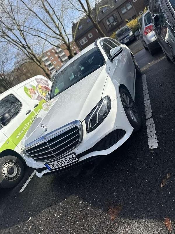 Gebraucht Mercedes E200 Exclusive 150 PS (110 kW) 2019 Kombi