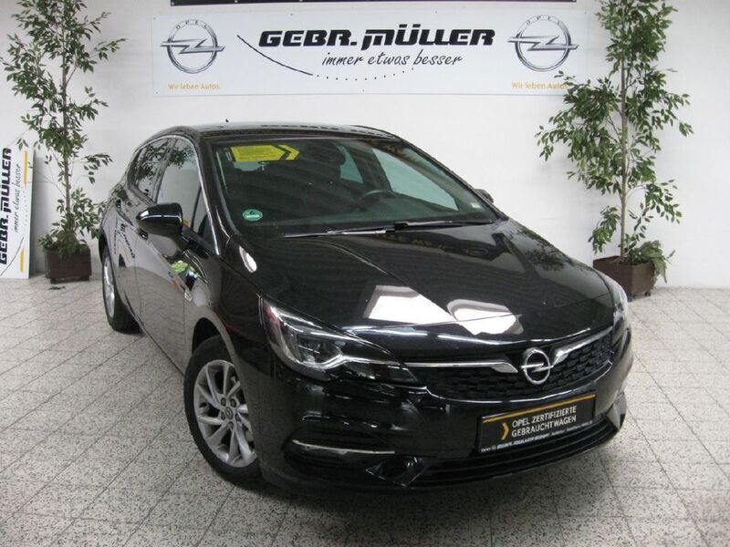 Onyxschwarz Gebraucht 2021 Opel Astra Elegance Limousine | 19.900 € - Bild 1/4