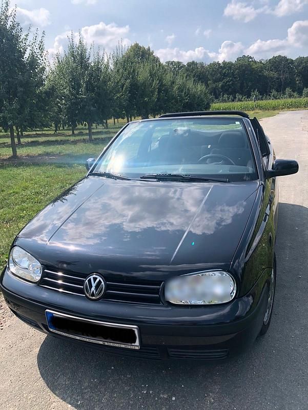 Schwarz Gebraucht 2000 VW Golf Cabriolet Karmann Cabrio | 4.800 € (Teuer) - Bild 1/4