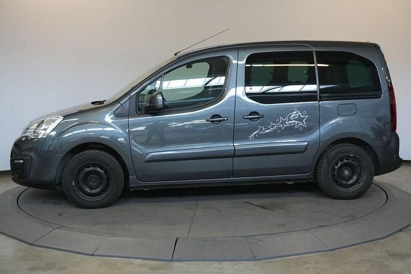 Gebraucht Peugeot TePee 99 PS (72 kW) 2018 Grau Van / Kleinbus