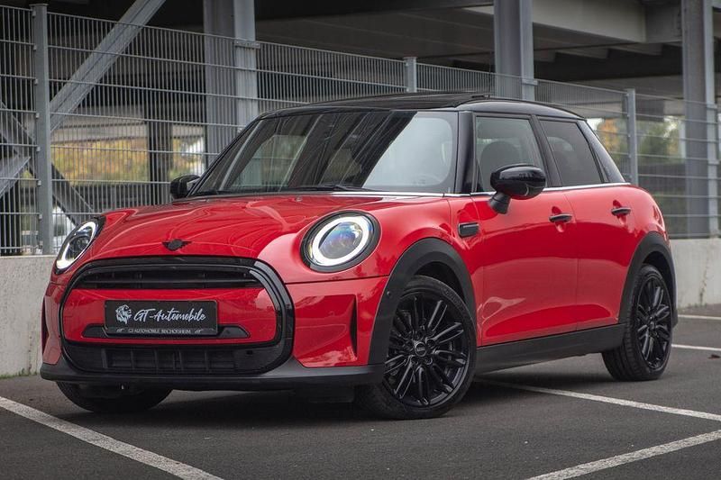 Rot Gebraucht 2022 Mini Cooper Kleinwagen | 26.700 € (Etwas zu teuer) - Bild 1/4