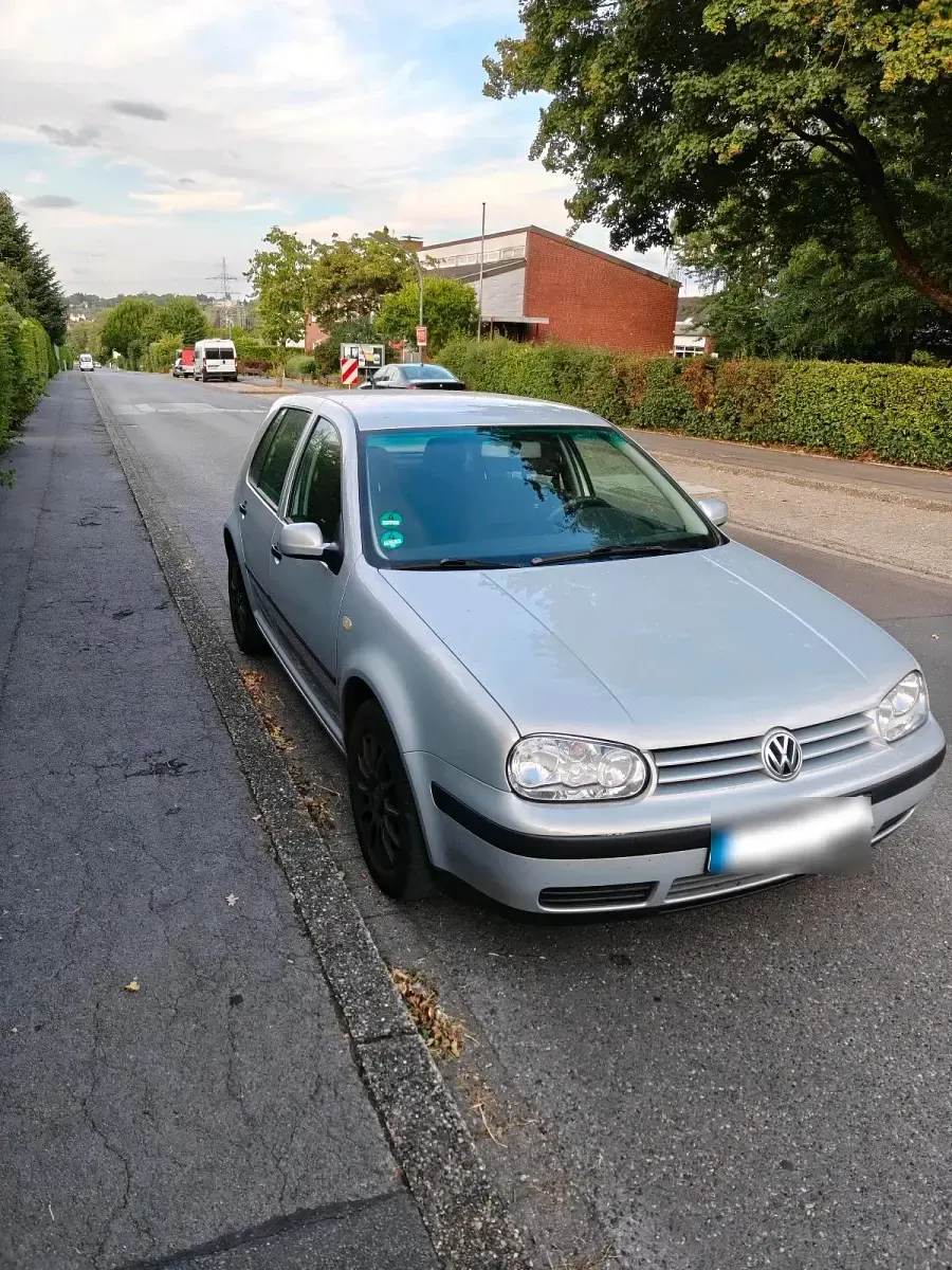 Gebraucht VW Golf IV 75 PS (55 kW) 1999 Silber Kleinwagen