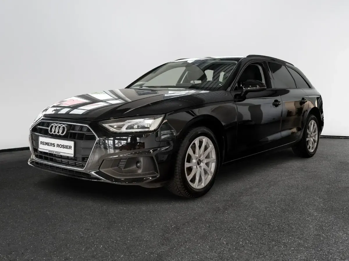 Gebraucht Audi A4 Basis 150 PS (110 kW) 2022 Kombi