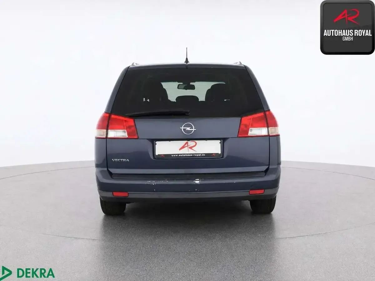 Gebraucht Opel Vectra 140 PS (102 kW) 2008 Blau Kombi