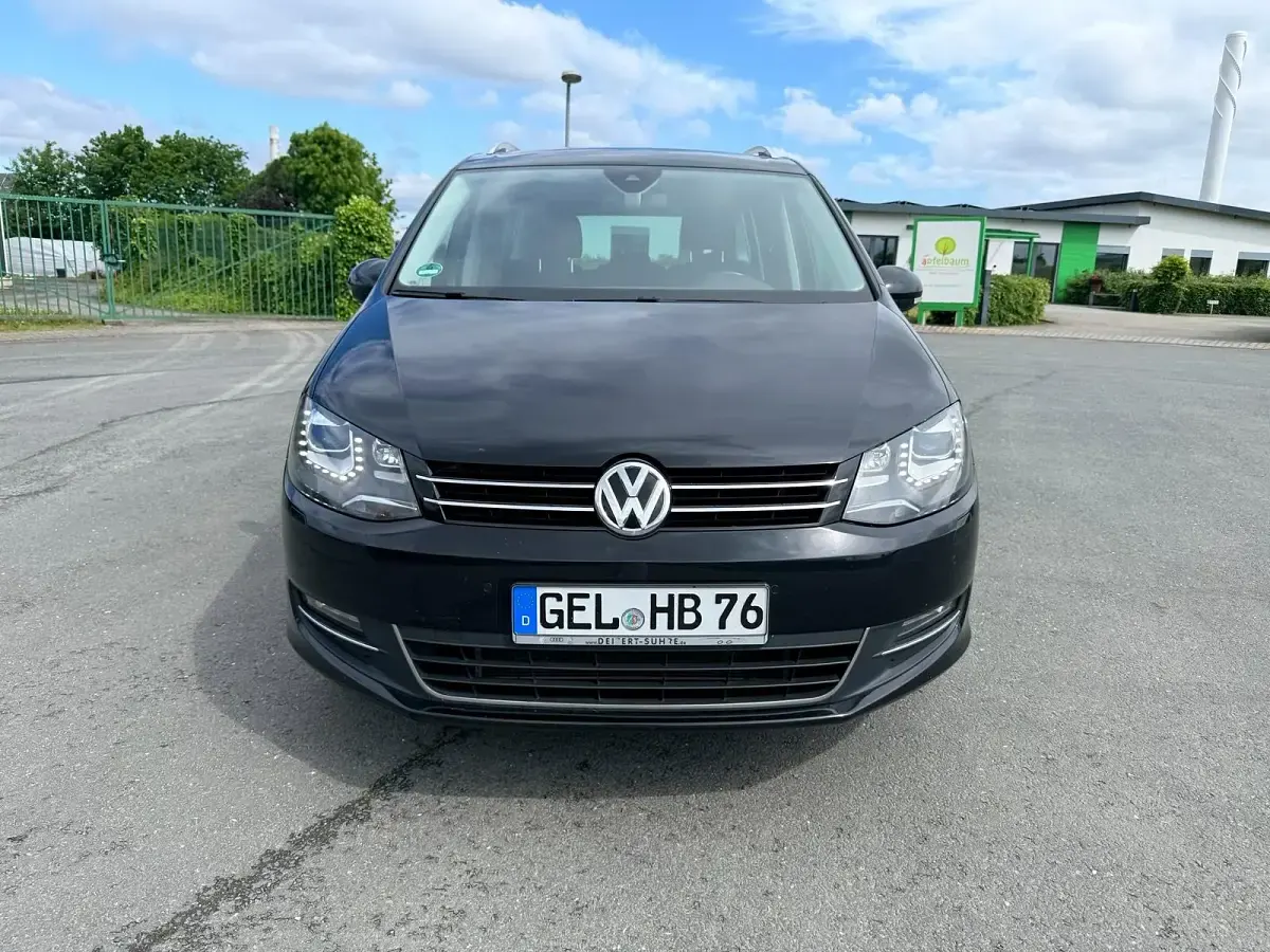 Gebraucht VW Sharan Highline 150 PS (110 kW) 2016 Schwarz Van / Kleinbus