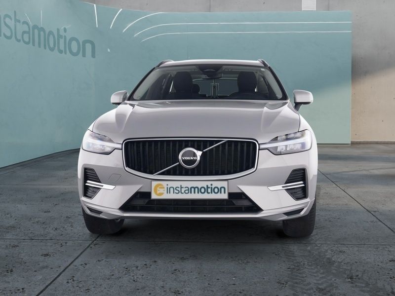 Gebraucht Volvo XC60 197 PS (144 kW) 2023 Silber SUV