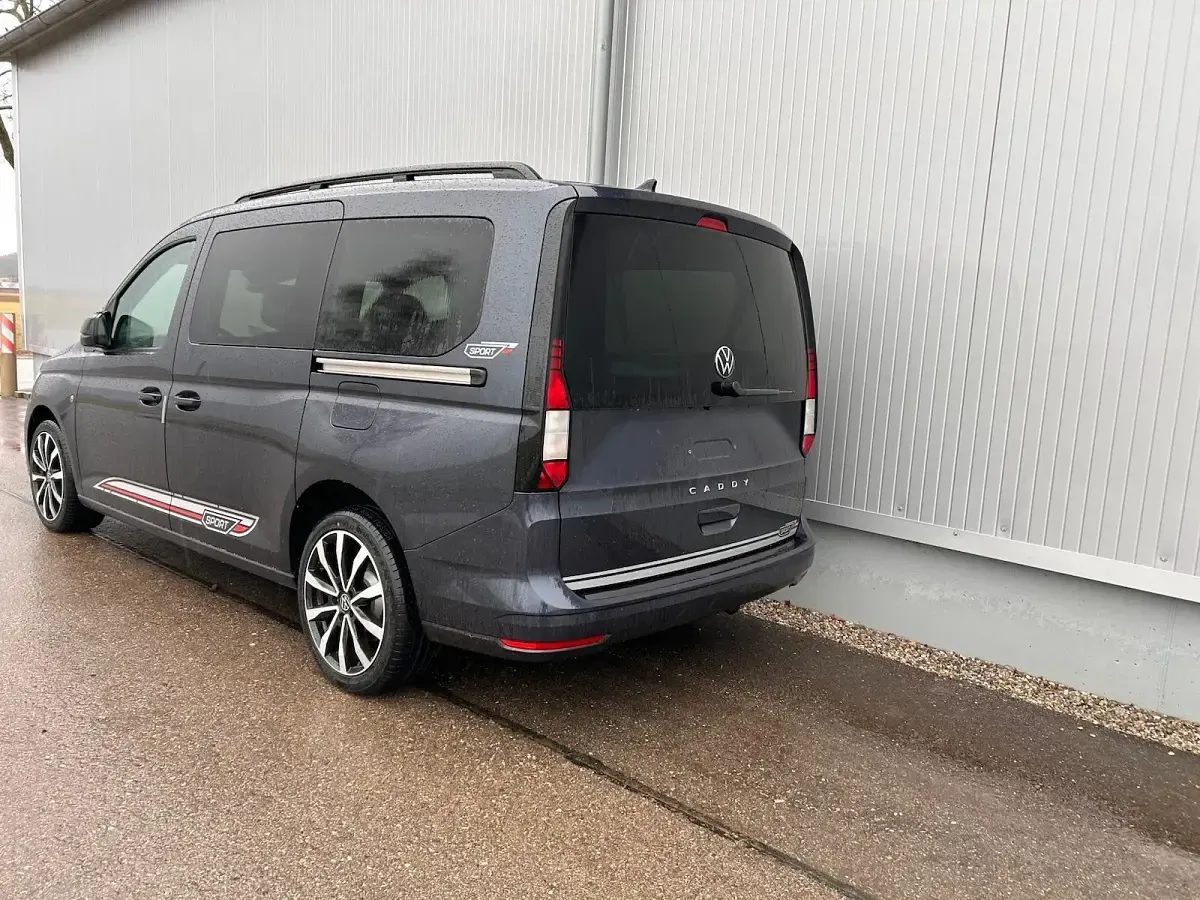 Ny VW Caddy Maxi Edition 116 HK (85 kW) 2026 Blå MPV