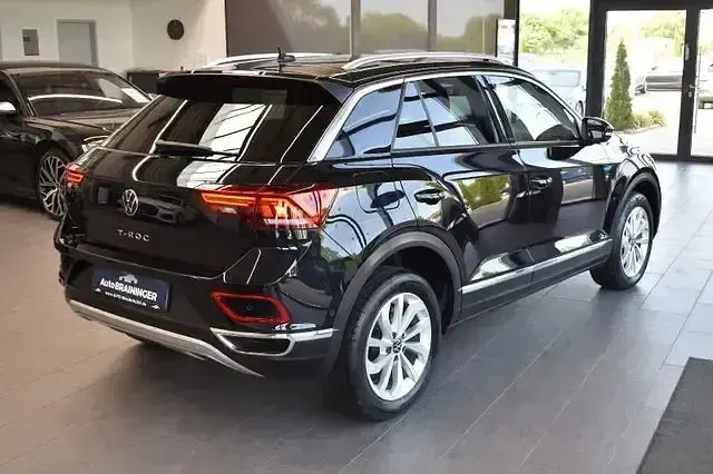 Gebraucht VW T-Roc Style 150 PS (110 kW) 2023 Schwarz SUV