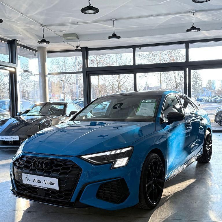 Gebraucht Audi S3 Sport 310 PS (228 kW) 2021 Blau Limousine